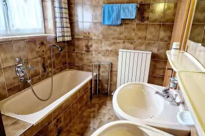 11_haus_daheim_fewo_wildspitze_Baderaum